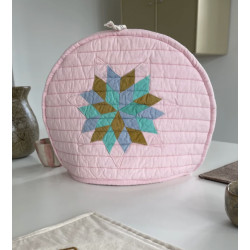 Jou Quilt - Tehætte, rosa med patchworkstjerne